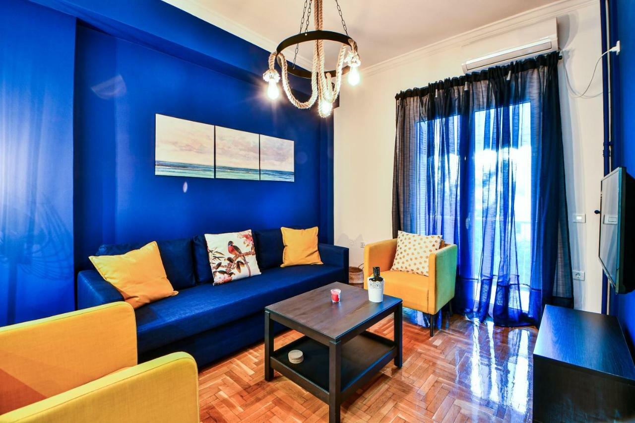 Cozy Blue Apartment By Zain Atenas Exterior foto
